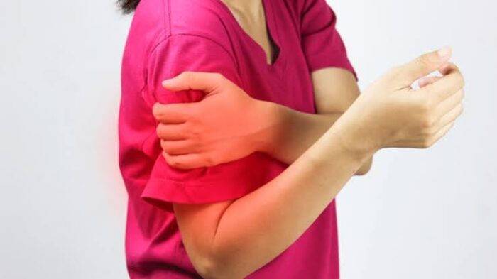 Frozen shoulder treatment in Mathura 
